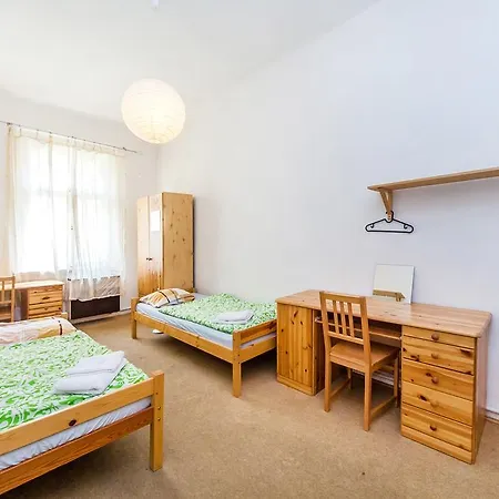Party Flat In City Center